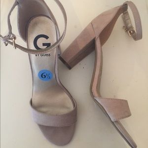 Brand new Guess heels